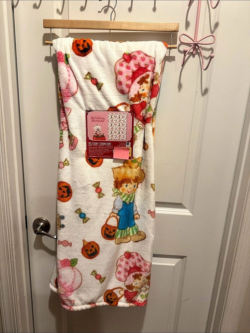 Strawberry Shortcake  Halloween throw blanket